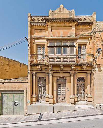 magro-house-facade1